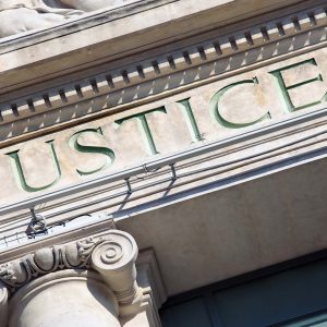 ¿Procedimiento Judicial o arbitraje? ¿Procedimiento Judicial o arbitraje?